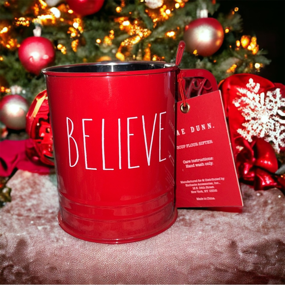 Rae Dunn “Believe” sifter Red never used just display NWT